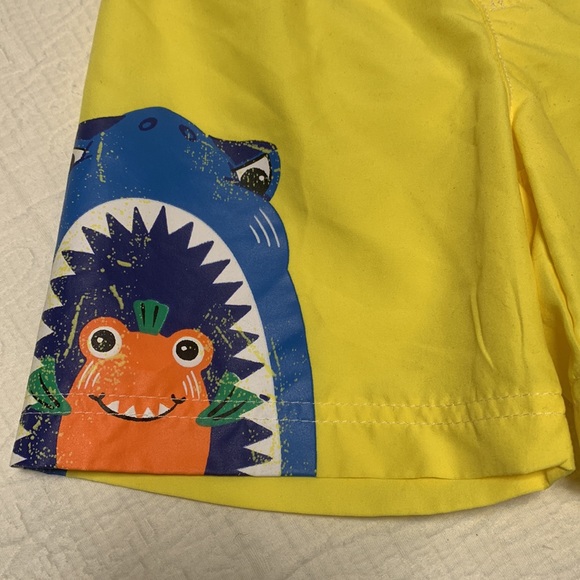 2-3T (4/$20) Bright Yellow Swim Trunks by M&S - Picture 3 of 14